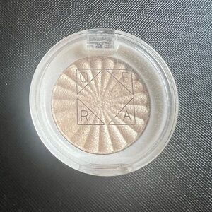 Ofra Star Island highlighter “NEW”